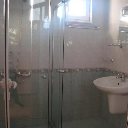 Hotel Astra Ravda